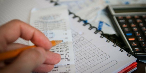 Why Do I Have to Pay Tax When I Had a Cash Loss?